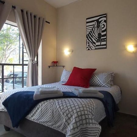 13 @ Rhinoroad Nelspruit Appartement Mbombela Buitenkant foto