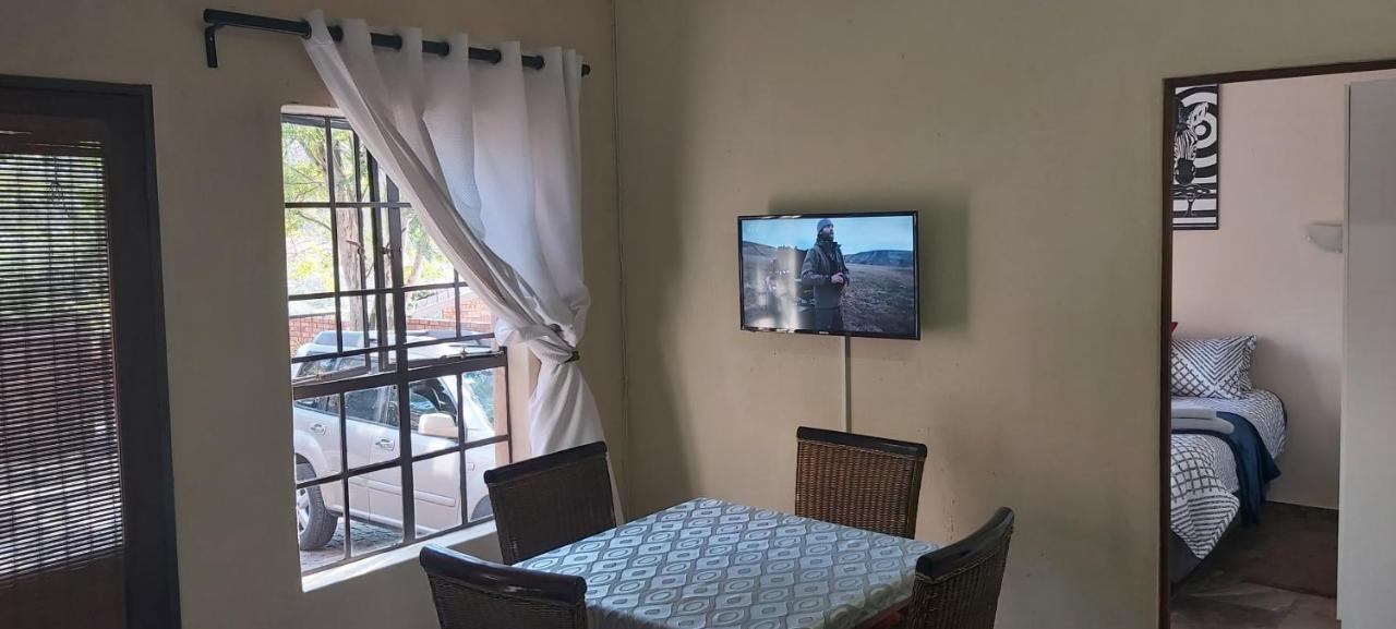 13 @ Rhinoroad Nelspruit Appartement Mbombela Buitenkant foto