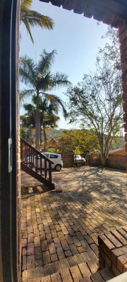 13 @ Rhinoroad Nelspruit Appartement Mbombela Buitenkant foto