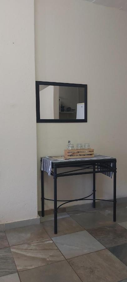 13 @ Rhinoroad Nelspruit Appartement Mbombela Buitenkant foto